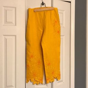 Linen pants with floral details